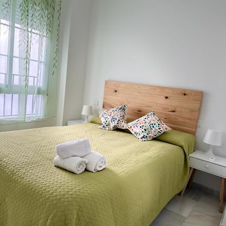 Apartamentos Don Diego La Carihuela Torremolinos Bagian luar foto