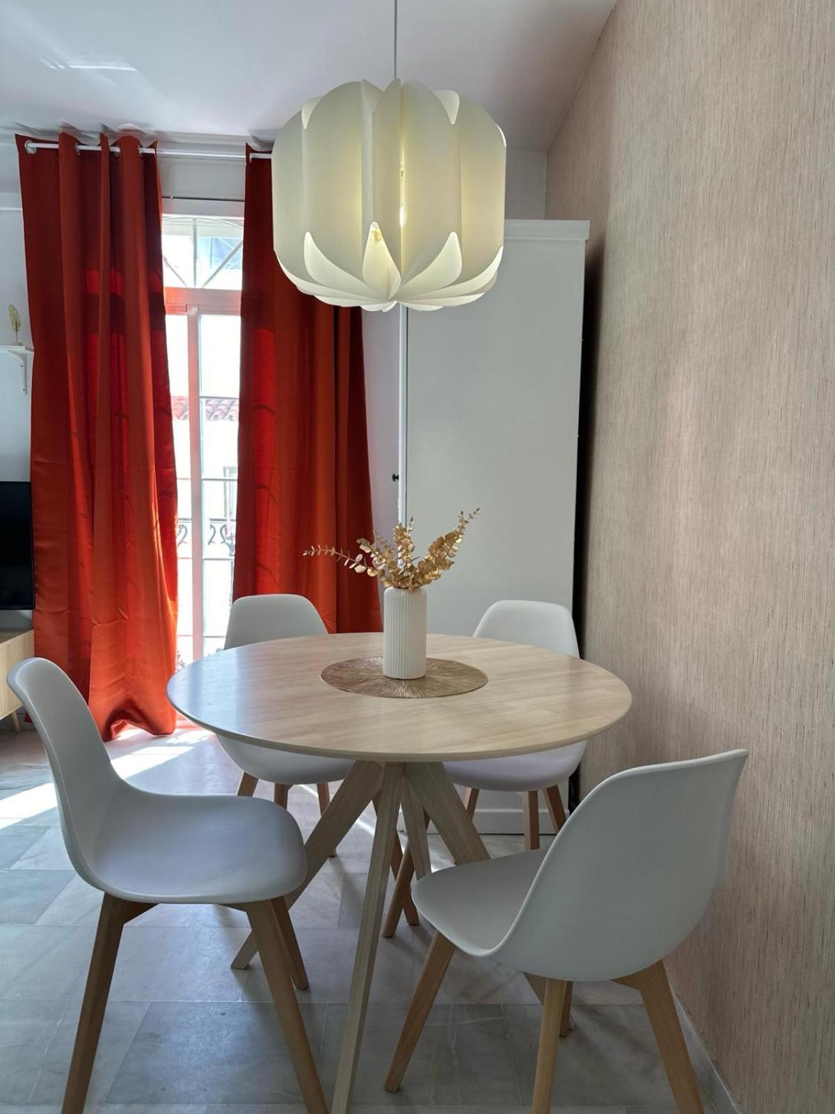 Apartamentos Don Diego La Carihuela Torremolinos Bagian luar foto