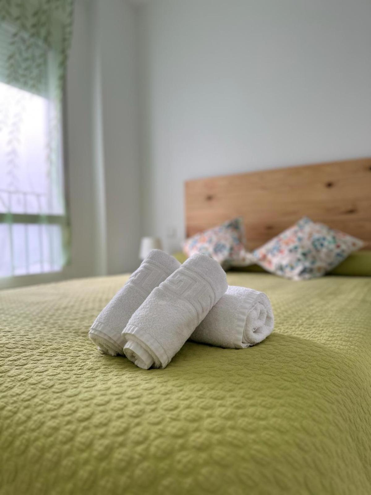 Apartamentos Don Diego La Carihuela Torremolinos Bagian luar foto
