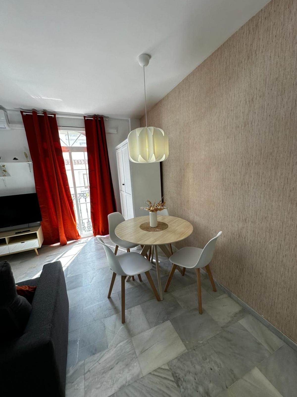 Apartamentos Don Diego La Carihuela Torremolinos Bagian luar foto